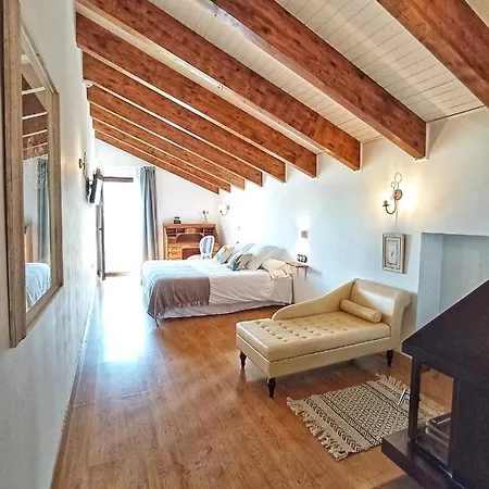 Отель Boutique La Casa Del Rio Вильянова