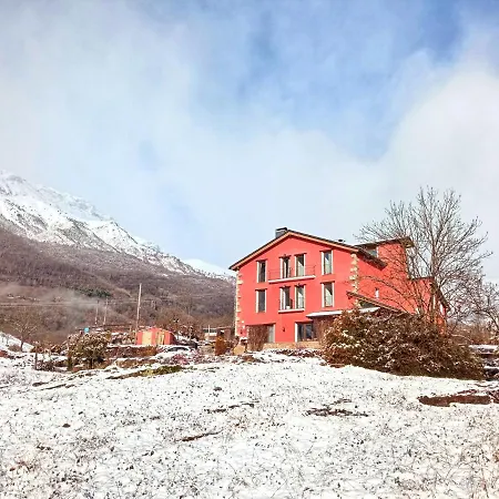 Отель Boutique La Casa Del Rio