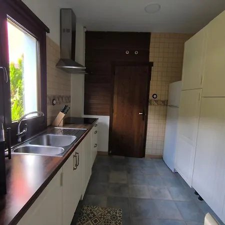 Отель Boutique La Casa Del Rio